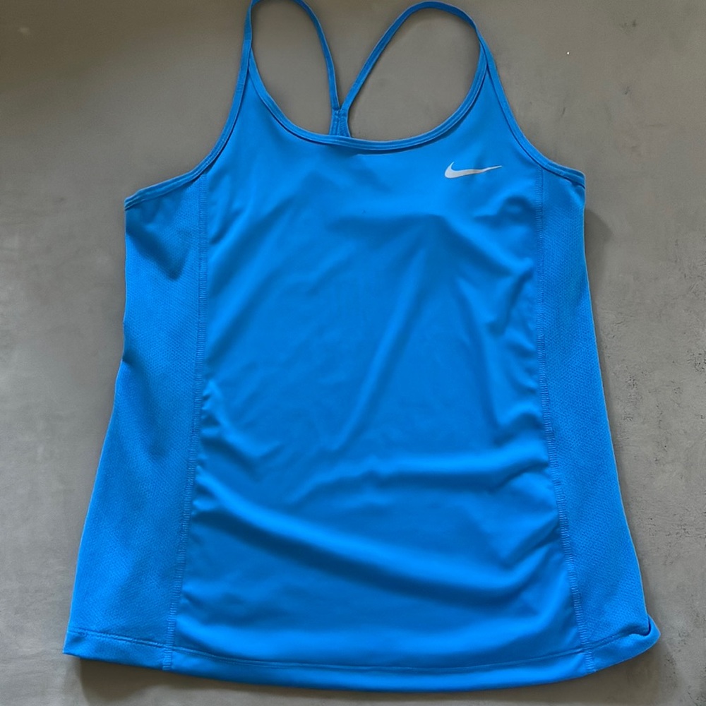 Nike top dri fit